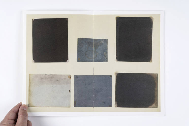 Taches et Traces Premiers essais photosensibles - Hippolyte Bayard [2015]