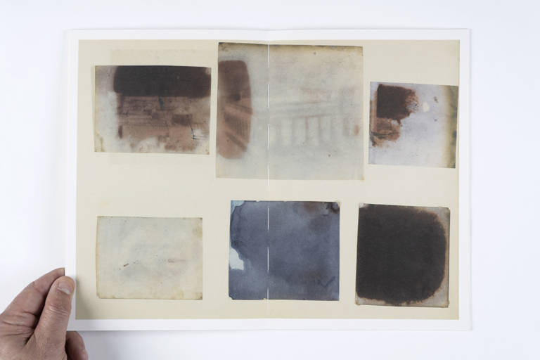 Taches et Traces Premiers essais photosensibles - Hippolyte Bayard [2015]